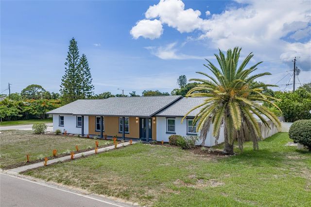 3810 18TH AVENUE W, Bradenton, FL 34205