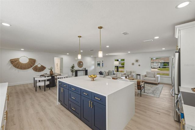 3810 18TH AVENUE W, Bradenton, FL 34205