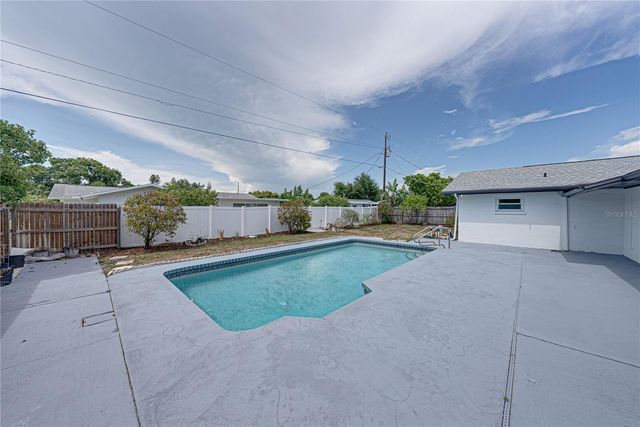 3810 18TH AVENUE W, Bradenton, FL 34205