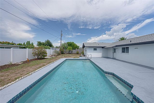 3810 18TH AVENUE W, Bradenton, FL 34205