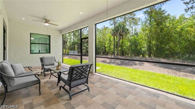 348 14th AVE NE, Naples, FL 34120