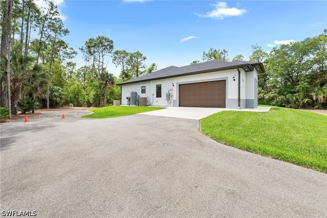 348 14th AVE NE, Naples, FL 34120