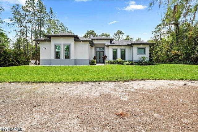 348 14th AVE NE, Naples, FL 34120