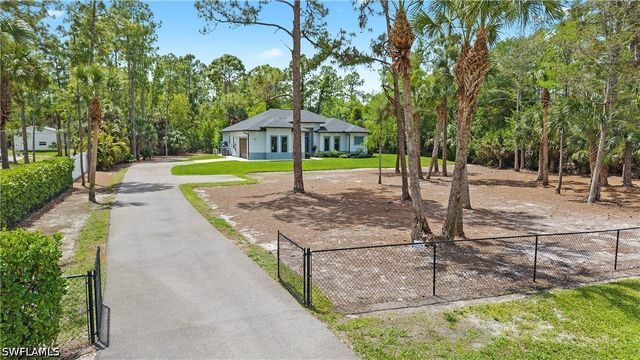 348 14th AVE NE, Naples, FL 34120