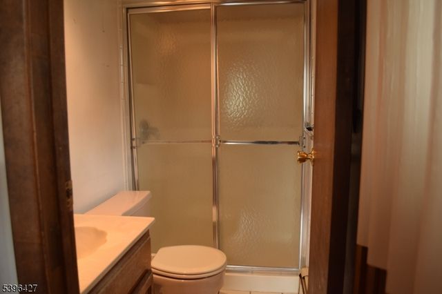 27 3Rd Ave, Roseland Boro, NJ 07068