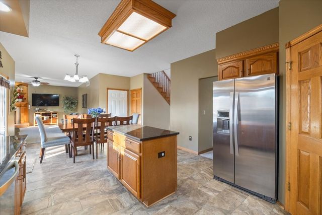 2206 NE Bel Aire Drive, Ankeny, IA 50021