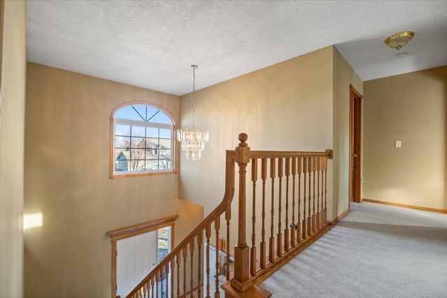 2206 NE Bel Aire Drive, Ankeny, IA 50021