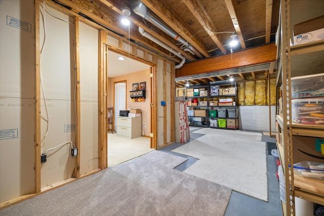 2206 NE Bel Aire Drive, Ankeny, IA 50021