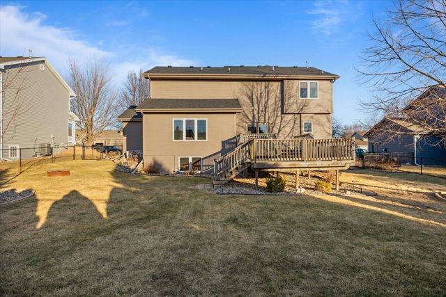 2206 NE Bel Aire Drive, Ankeny, IA 50021