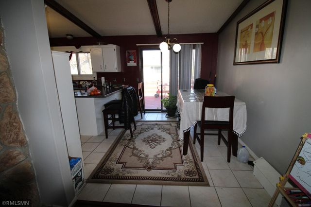 8024 James Avenue N, Brooklyn Park, MN 55444