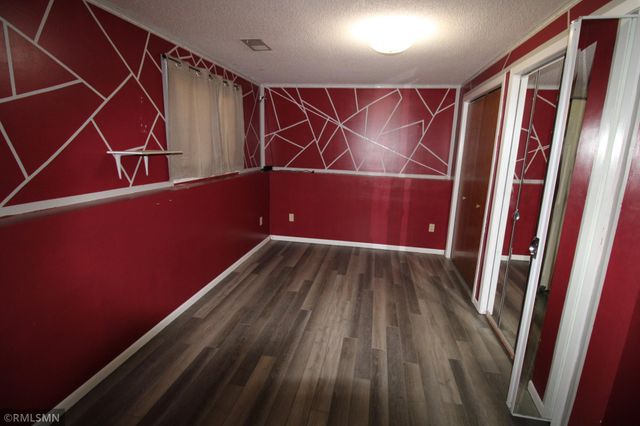 8024 James Avenue N, Brooklyn Park, MN 55444