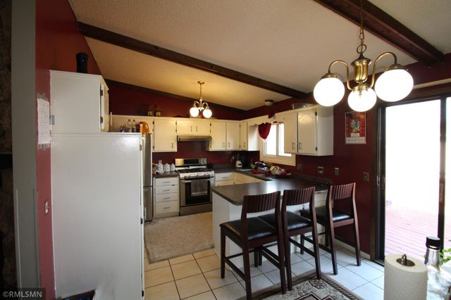 8024 James Avenue N, Brooklyn Park, MN 55444