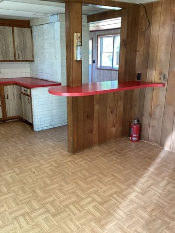 11 Montauk, Brockton, MA 02301