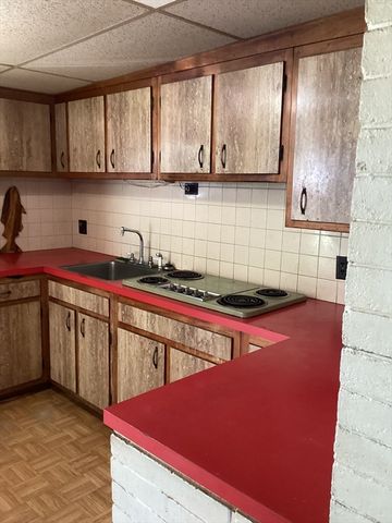 11 Montauk, Brockton, MA 02301
