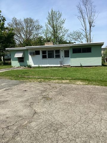 11 Montauk, Brockton, MA 02301
