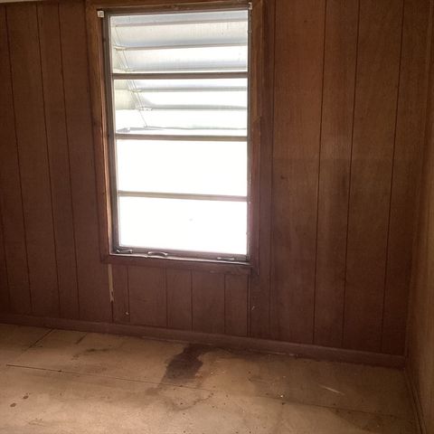 11 Montauk, Brockton, MA 02301