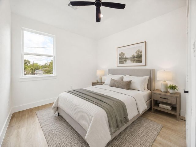 3430 Mount Pleasant Street B, Houston, TX 77021
