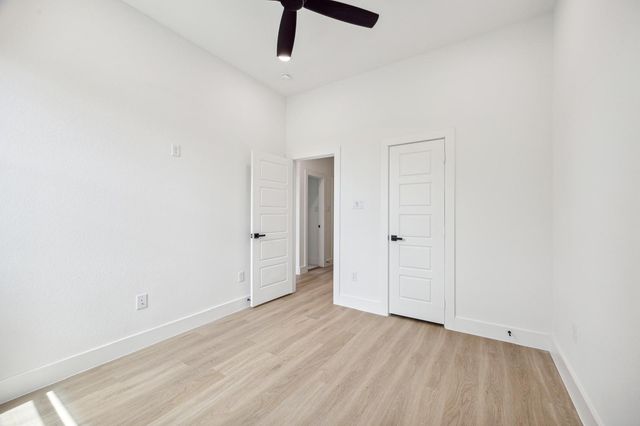 3430 Mount Pleasant Street B, Houston, TX 77021