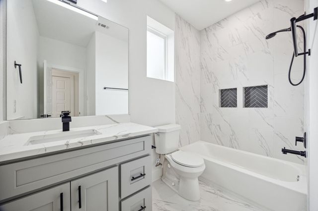 3430 Mount Pleasant Street B, Houston, TX 77021