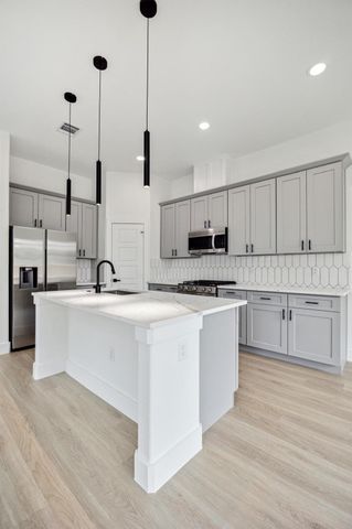 3430 Mount Pleasant Street B, Houston, TX 77021