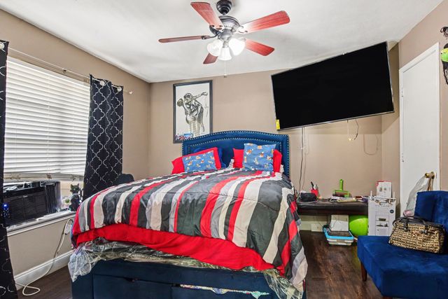 1024 Old Barn Lane, Mesquite, TX 75149