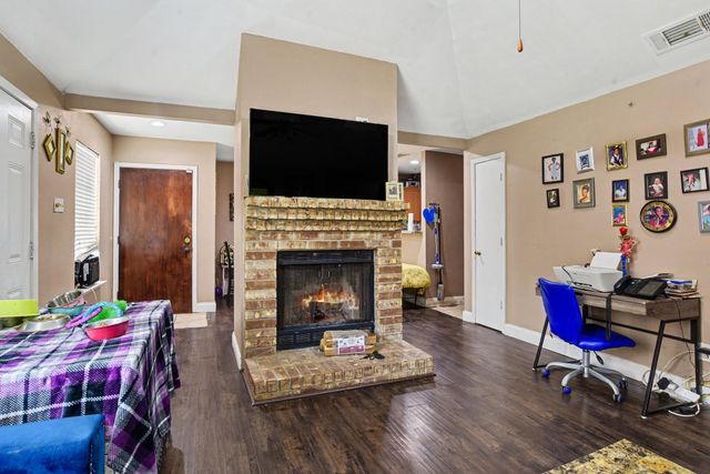 1024 Old Barn Lane, Mesquite, TX 75149