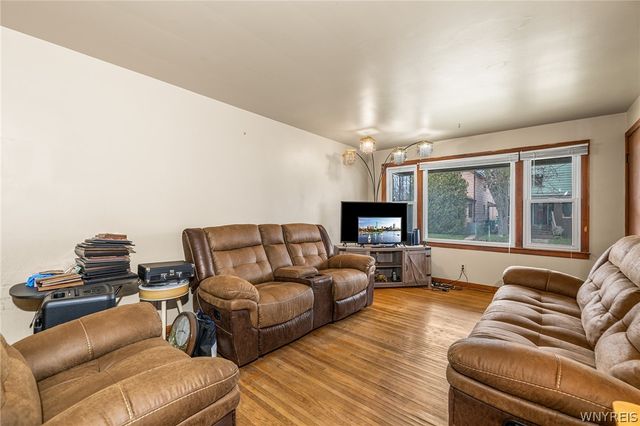 1145 Whitney Avenue, Niagara Falls, NY 14301