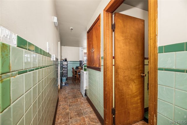 1145 Whitney Avenue, Niagara Falls, NY 14301