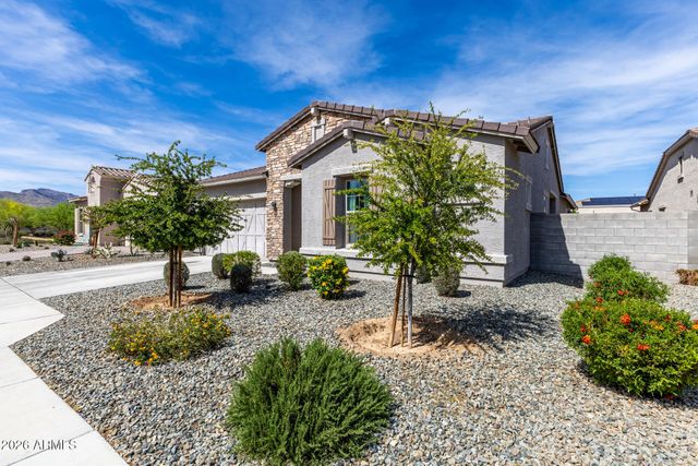 18926 W SOLANO Drive, Litchfield Park, AZ 85340