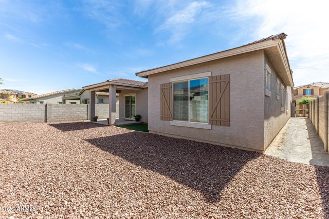 18926 W SOLANO Drive, Litchfield Park, AZ 85340