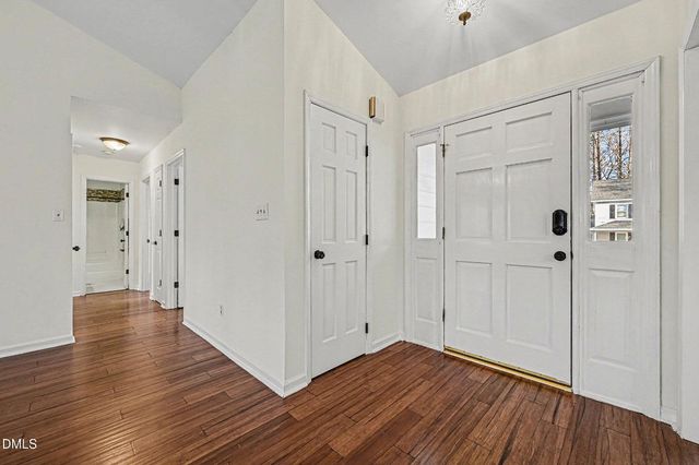 112 Rock Pointe Lane, Cary, NC 27513