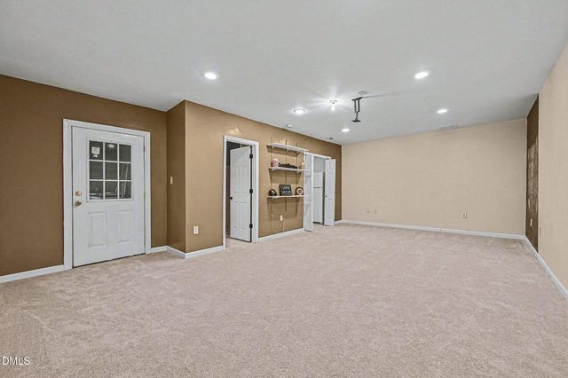 112 Rock Pointe Lane, Cary, NC 27513