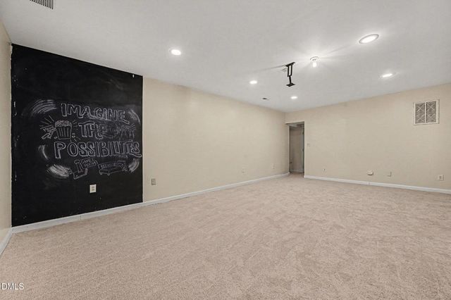 112 Rock Pointe Lane, Cary, NC 27513