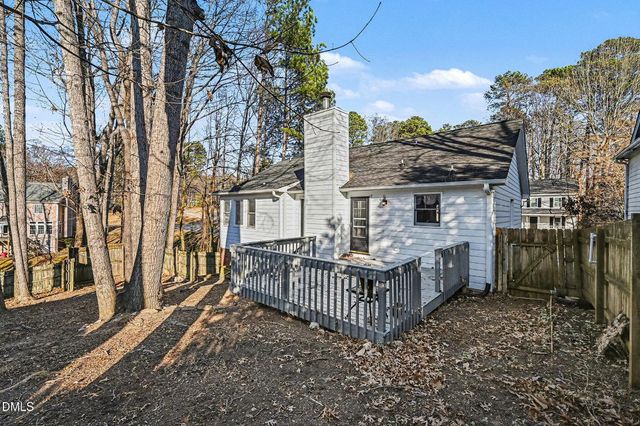 112 Rock Pointe Lane, Cary, NC 27513