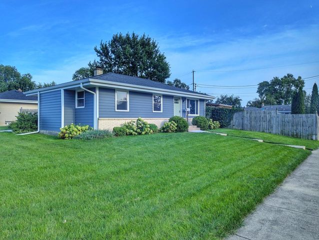 5703 51st AVENUE, Kenosha, WI 53144