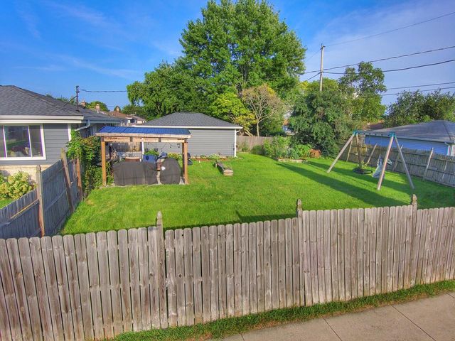 5703 51st AVENUE, Kenosha, WI 53144