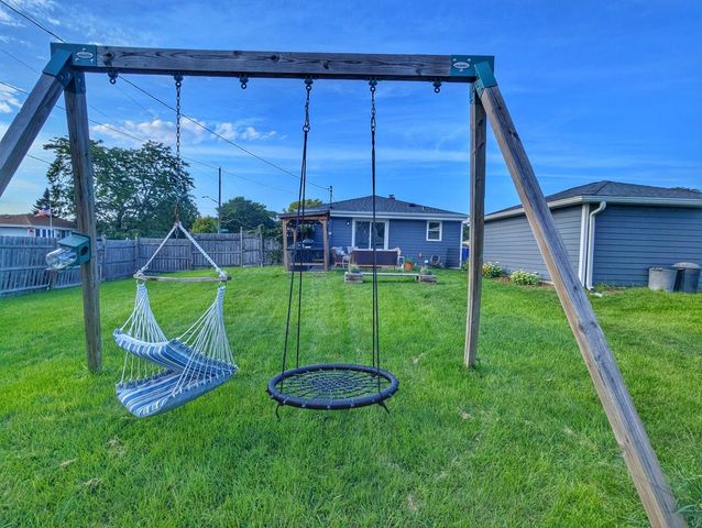 5703 51st AVENUE, Kenosha, WI 53144