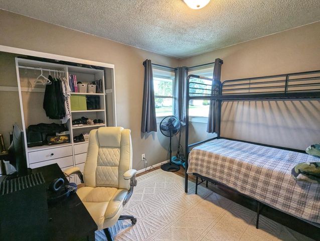 5703 51st AVENUE, Kenosha, WI 53144
