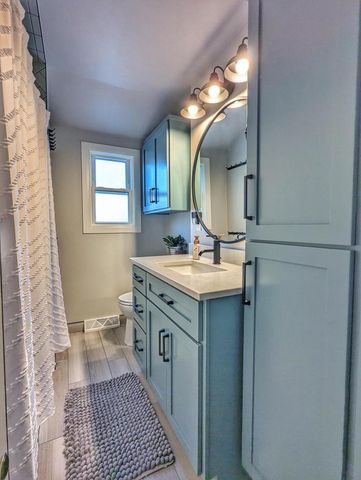 5703 51st AVENUE, Kenosha, WI 53144