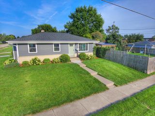5703 51st AVENUE, Kenosha, WI 53144