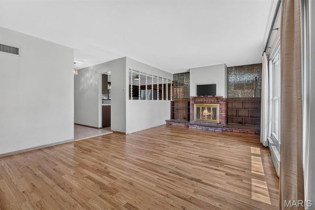 4146 Garvey Drive, Mehlville, MO 63129