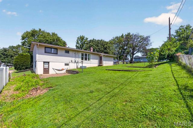 4146 Garvey Drive, Mehlville, MO 63129