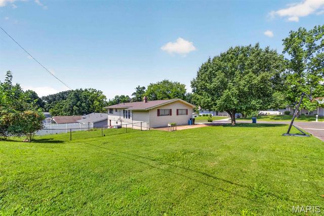 4146 Garvey Drive, Mehlville, MO 63129