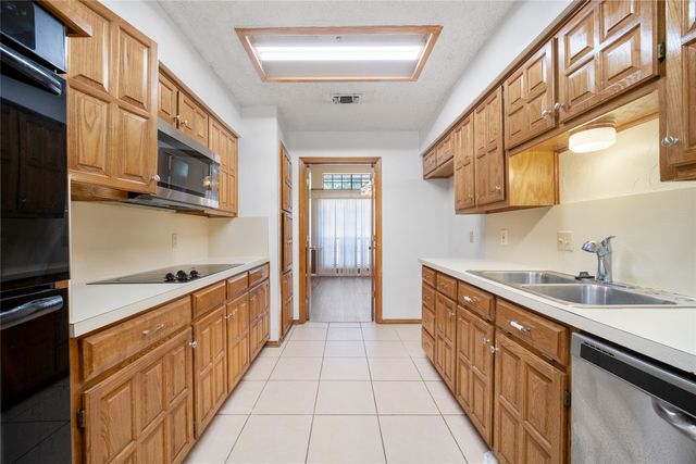 5637 Guadalajara Drive, North Richland Hills, TX 76180