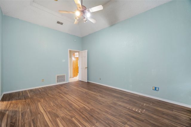 5637 Guadalajara Drive, North Richland Hills, TX 76180