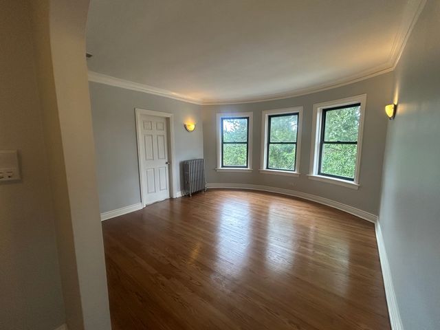 4434 W GUNNISON Avenue 3, Chicago, IL 60630