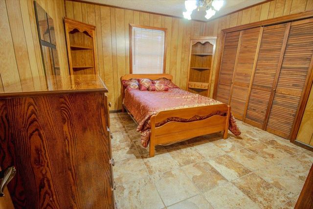 226 Glenwood Dr, Houma, LA 70363