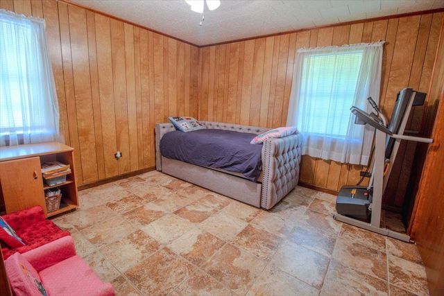 226 Glenwood Dr, Houma, LA 70363