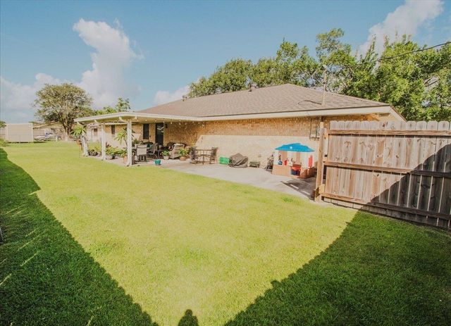 226 Glenwood Dr, Houma, LA 70363