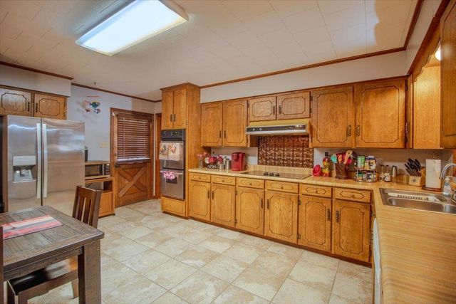 226 Glenwood Dr, Houma, LA 70363